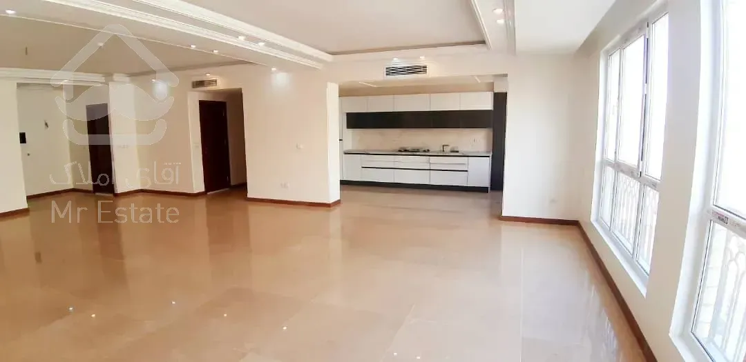 فروش 235 متری در پاسداران