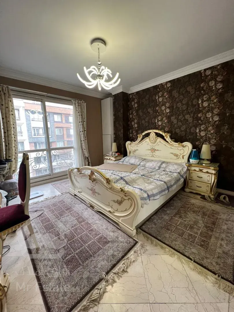 فروش 120 متری دیباجی