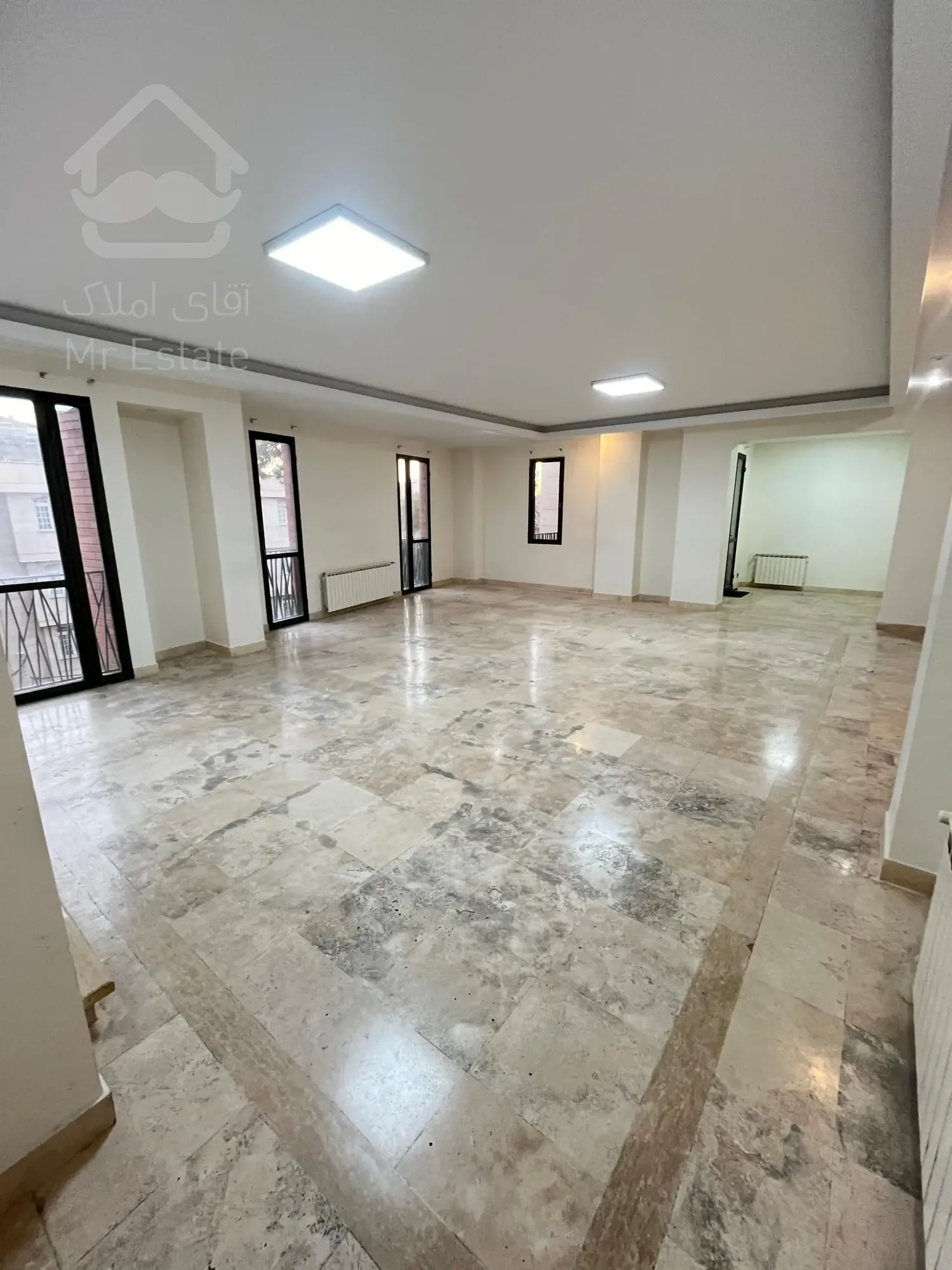 150 متر اداری پاسدارن