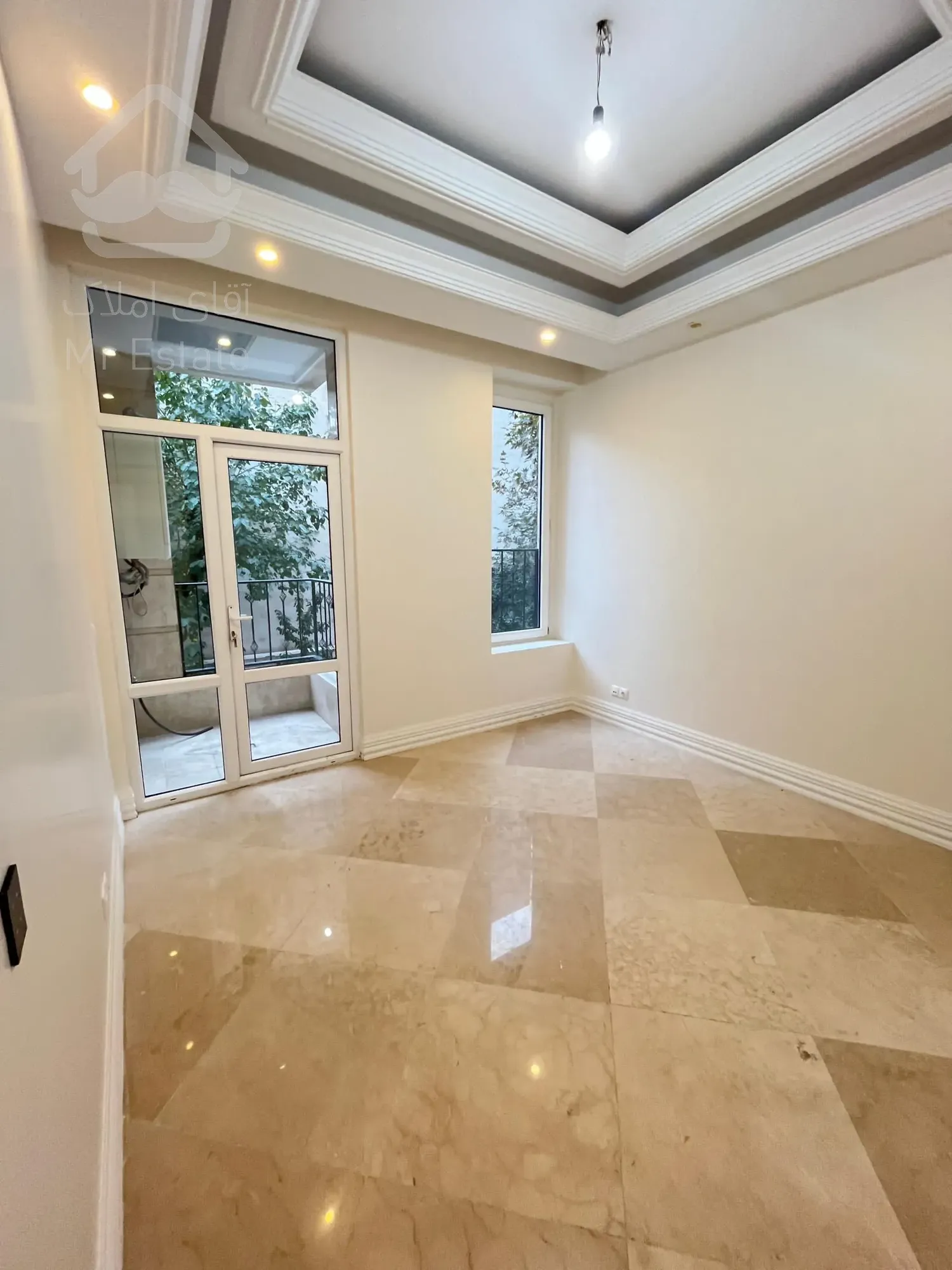 فروش 90 متر آجودانیه