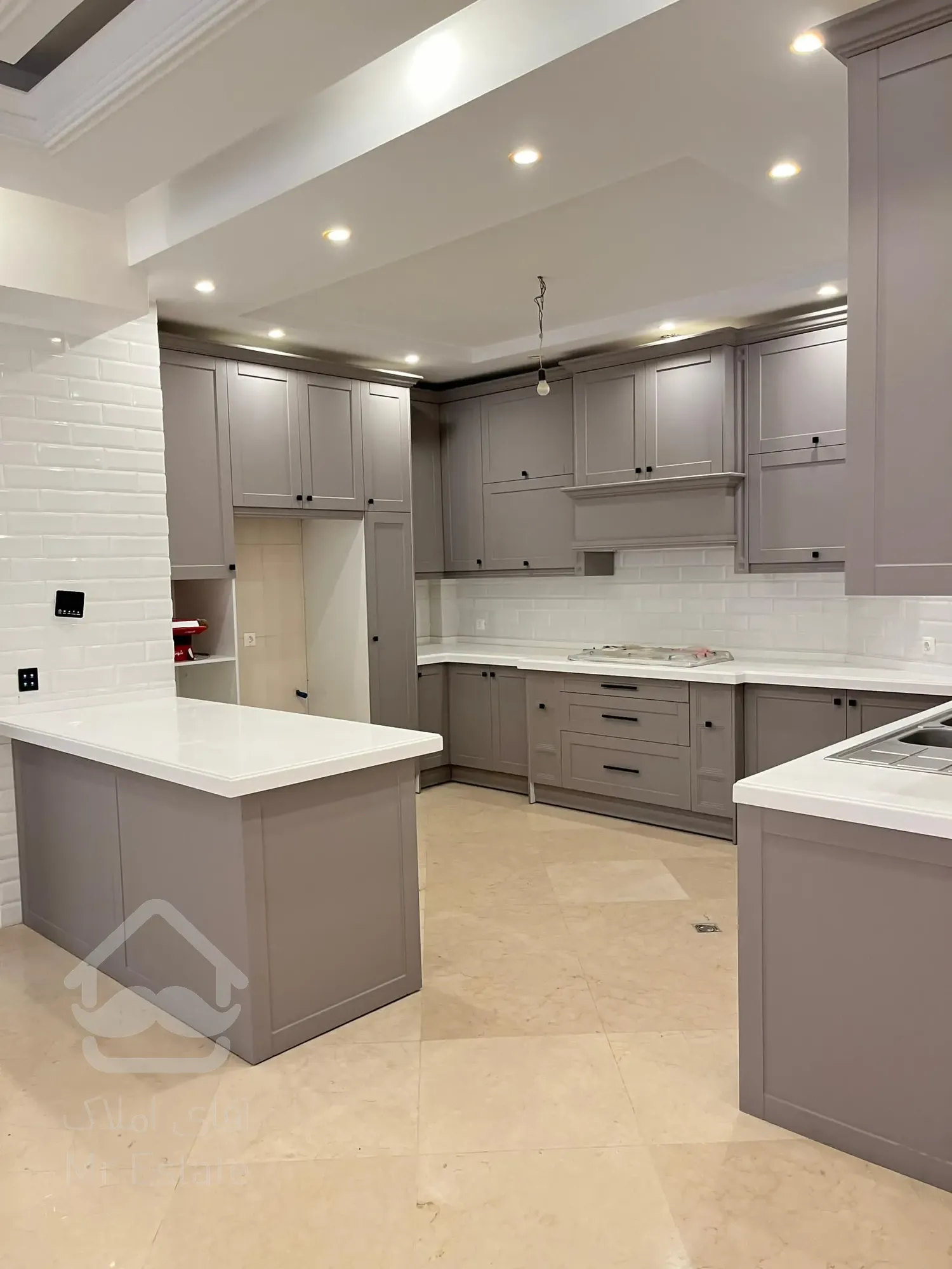 فروش 125 متری پاسداران