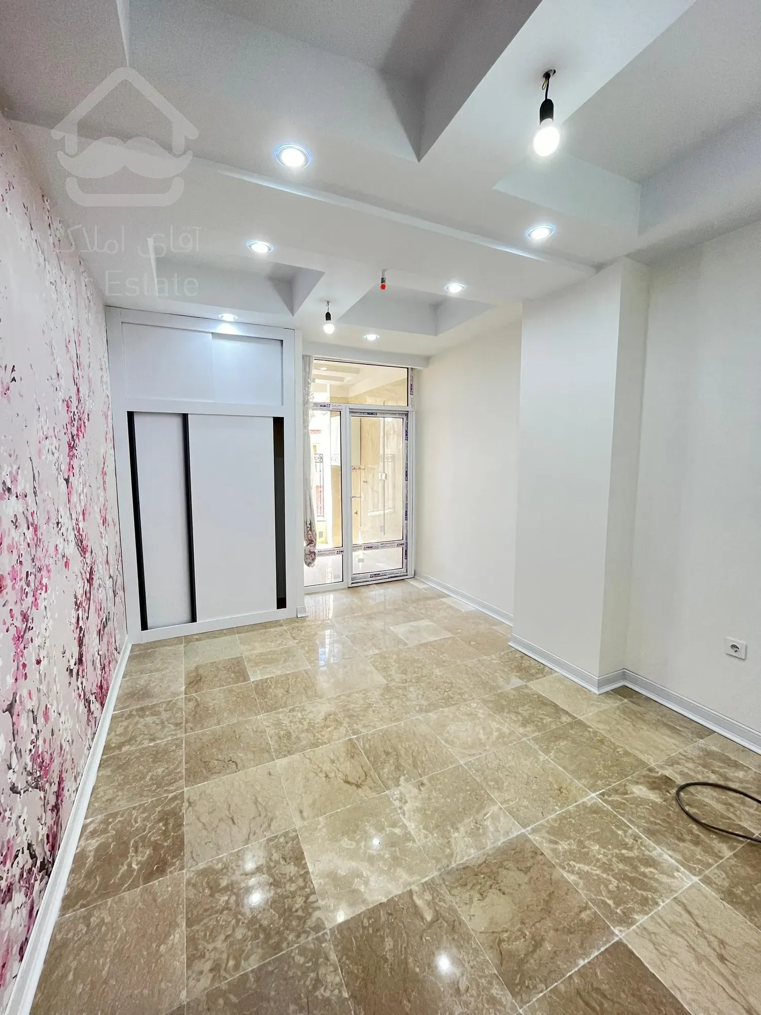 فروش 110 متری هروی