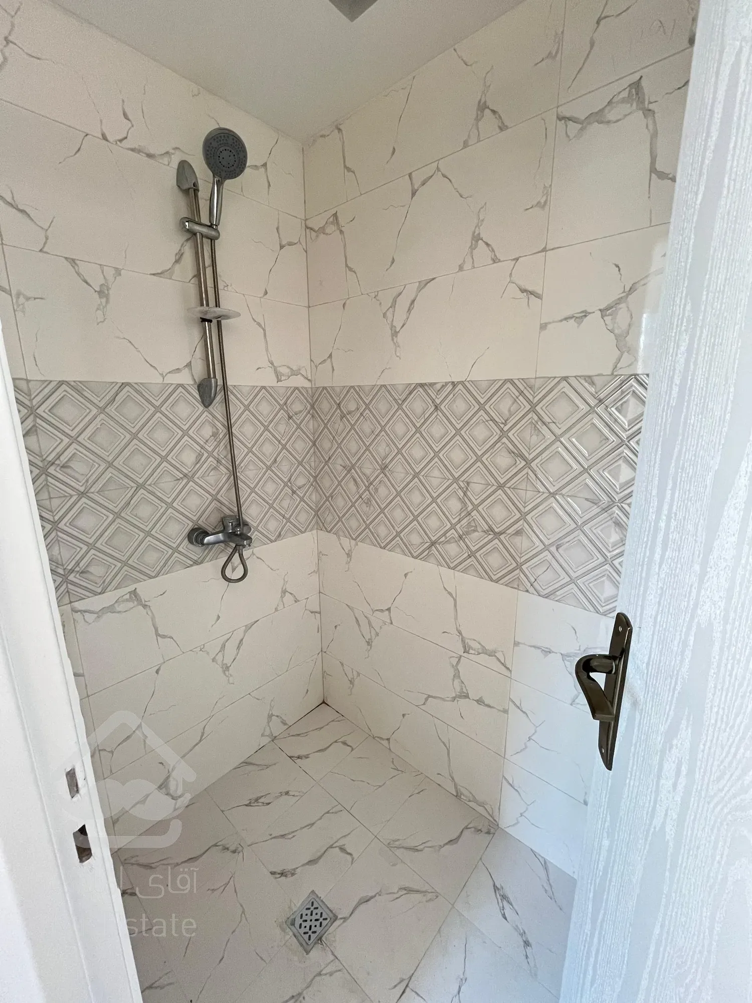 115 متر اختیاریه