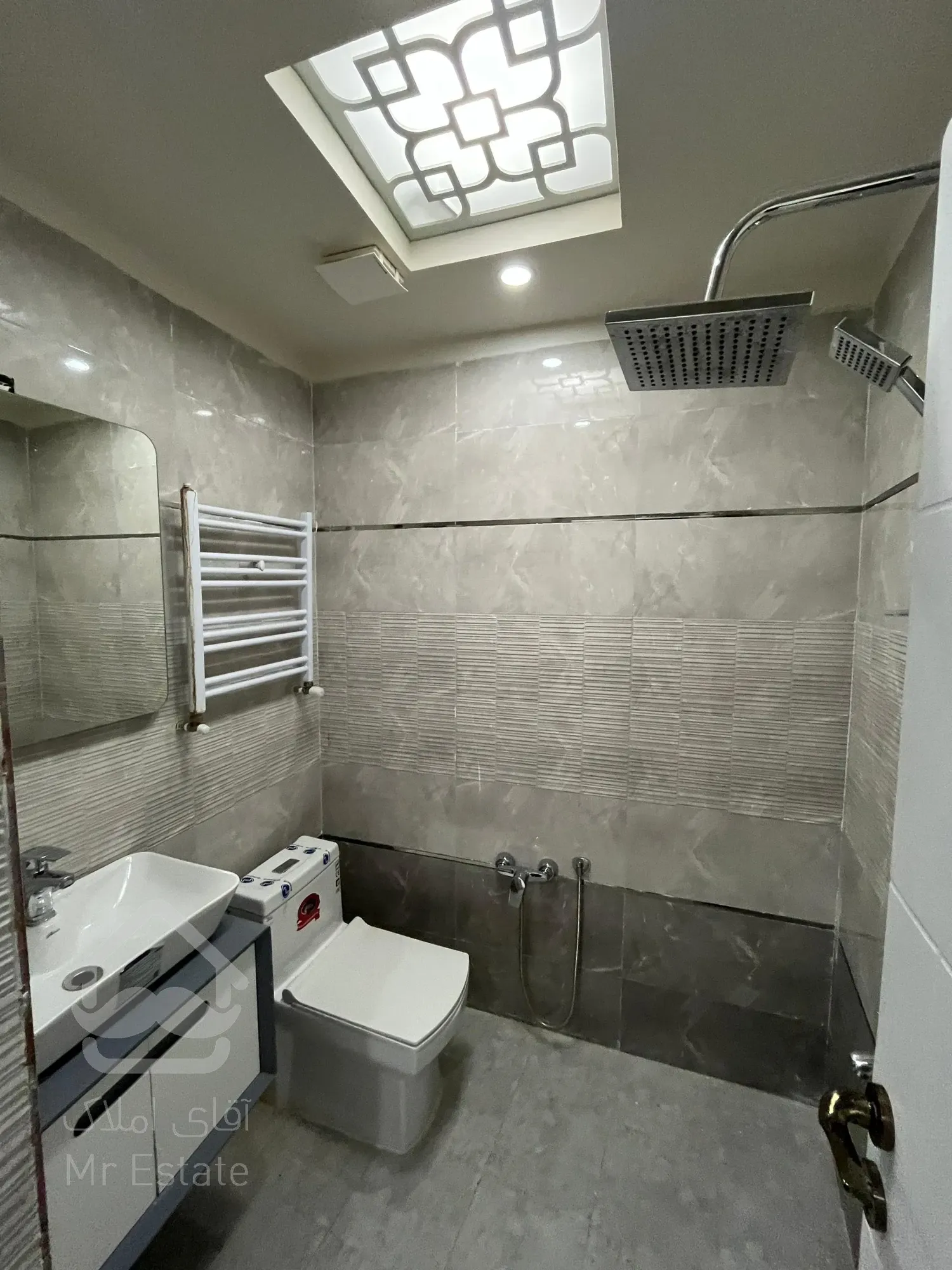 فروش 140 متری دیباجی جنوبی