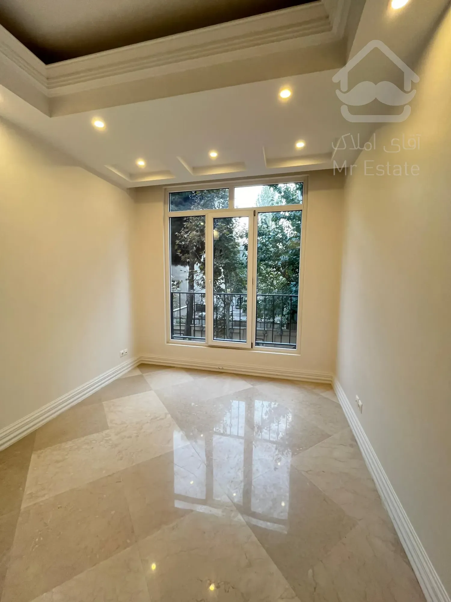 فروش 122 متر نیاوران