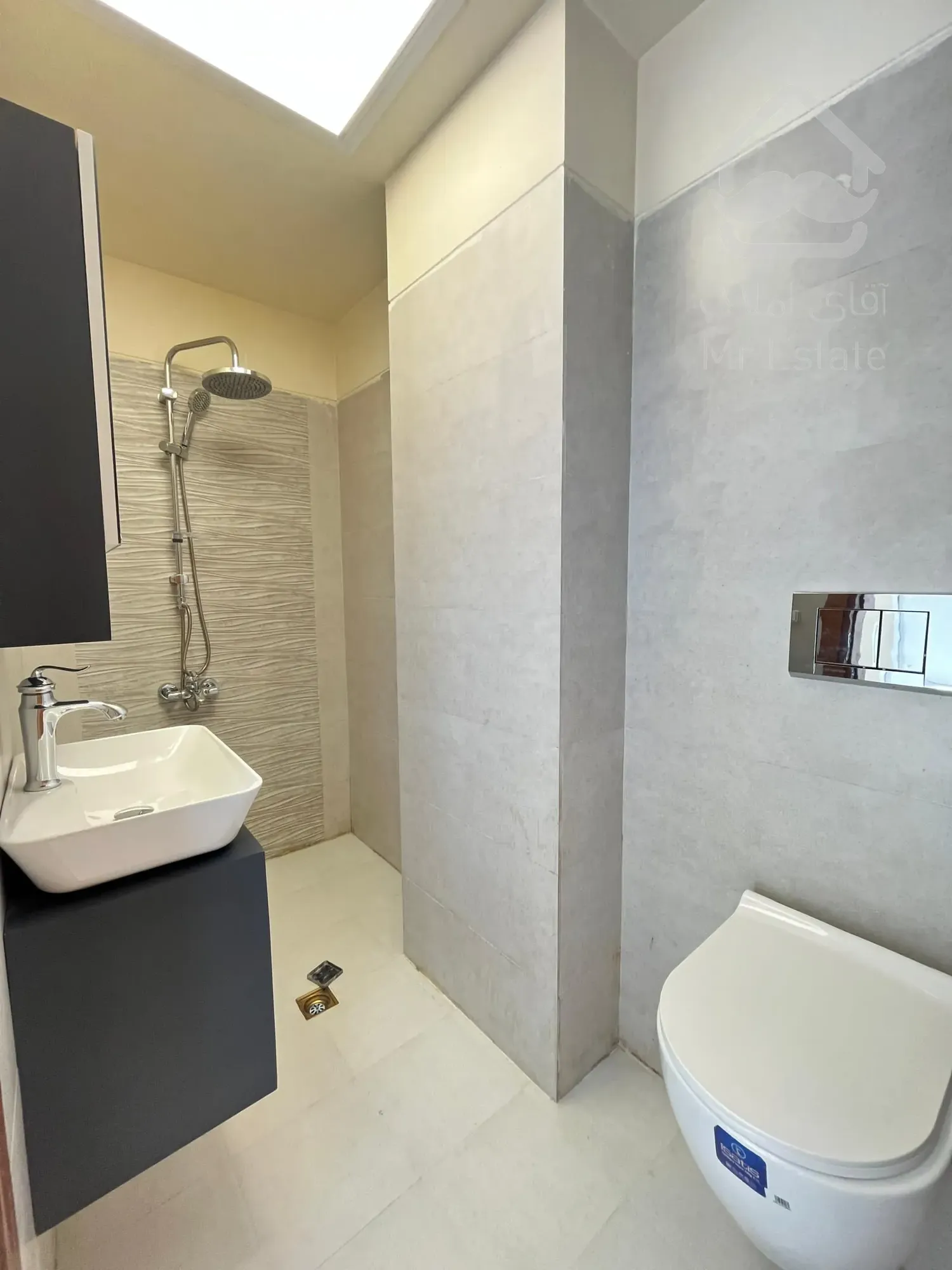 اجاره 220 متری دیباجی جنوبی