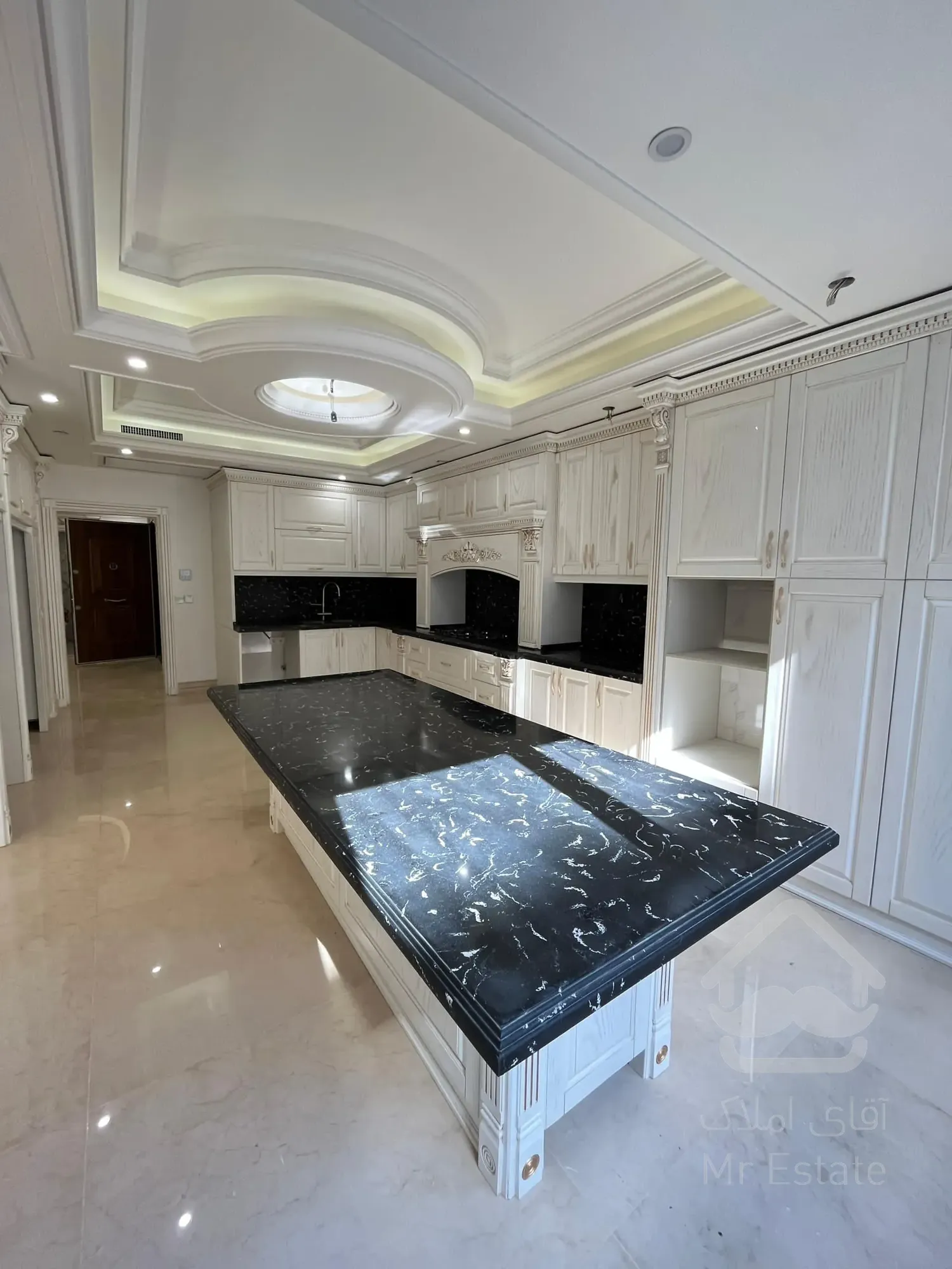 فروش 250 متر در نیاوران