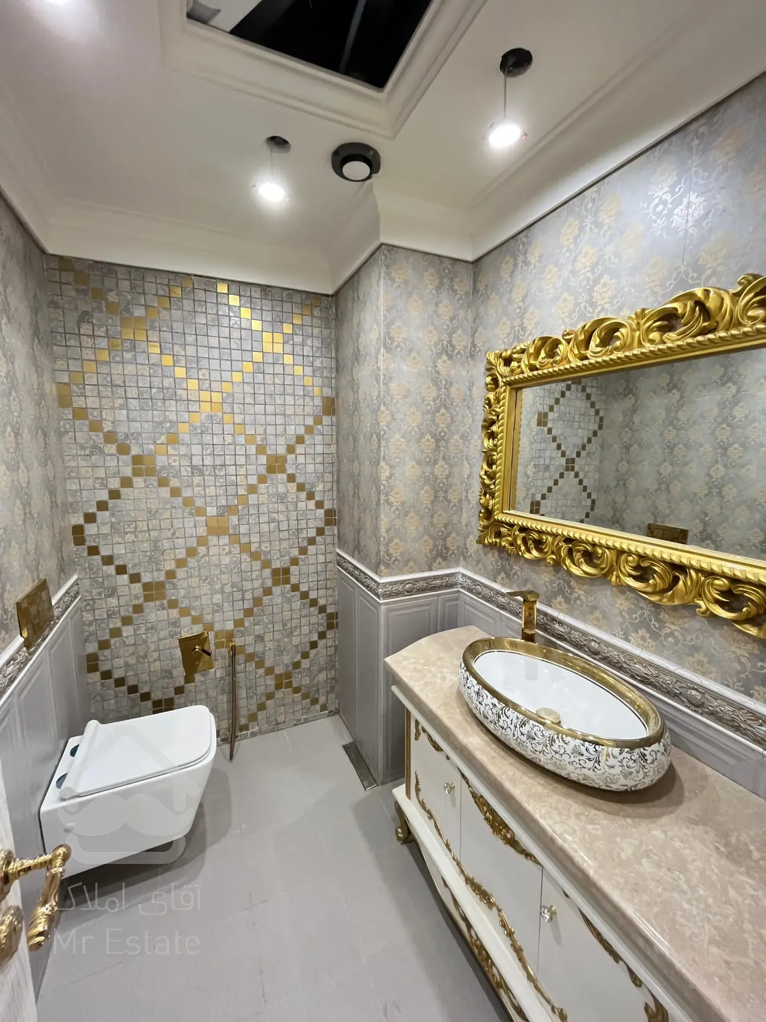 فروش 250 متر در نیاوران