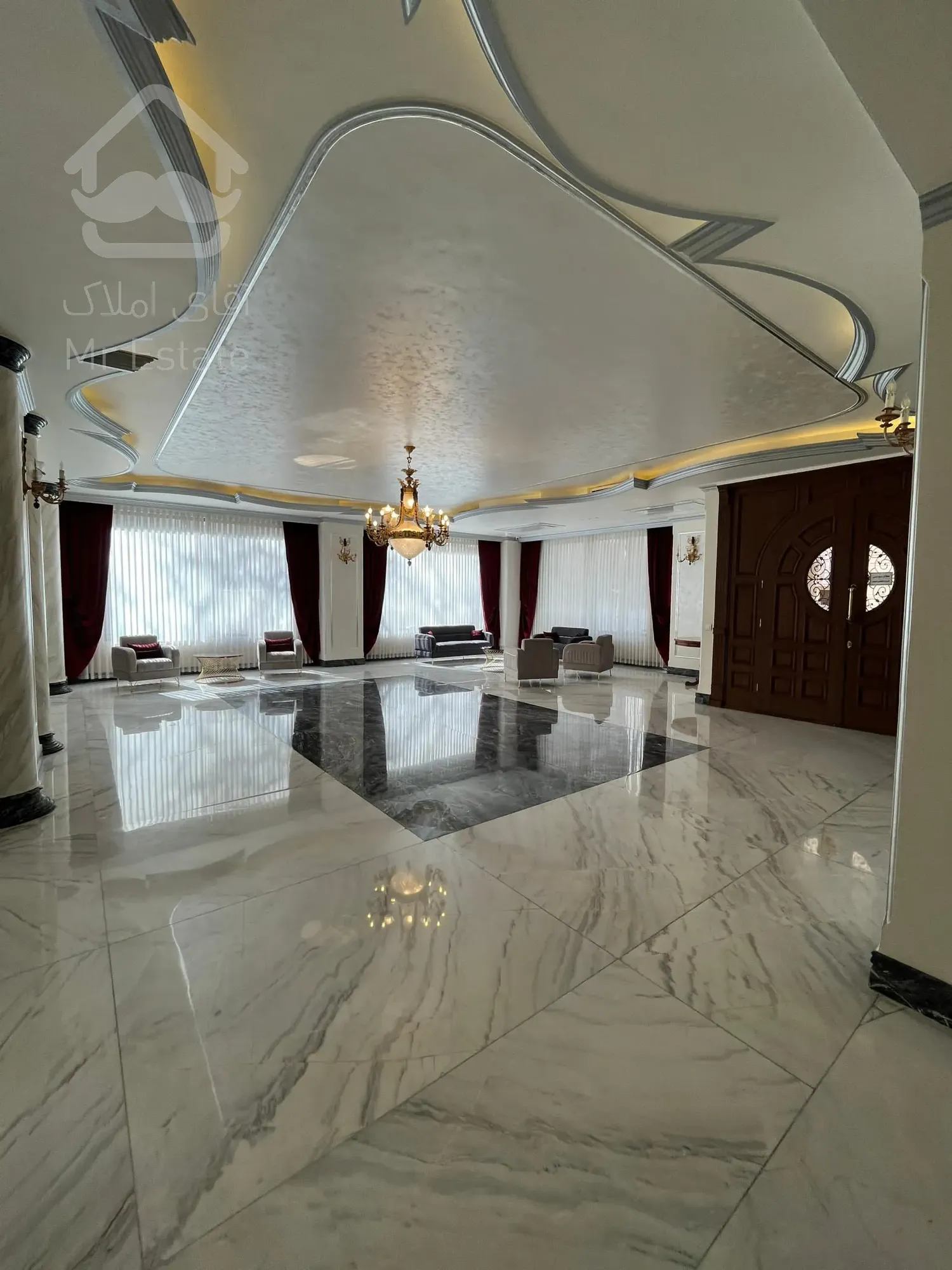 فروش 200 متری پاسداران