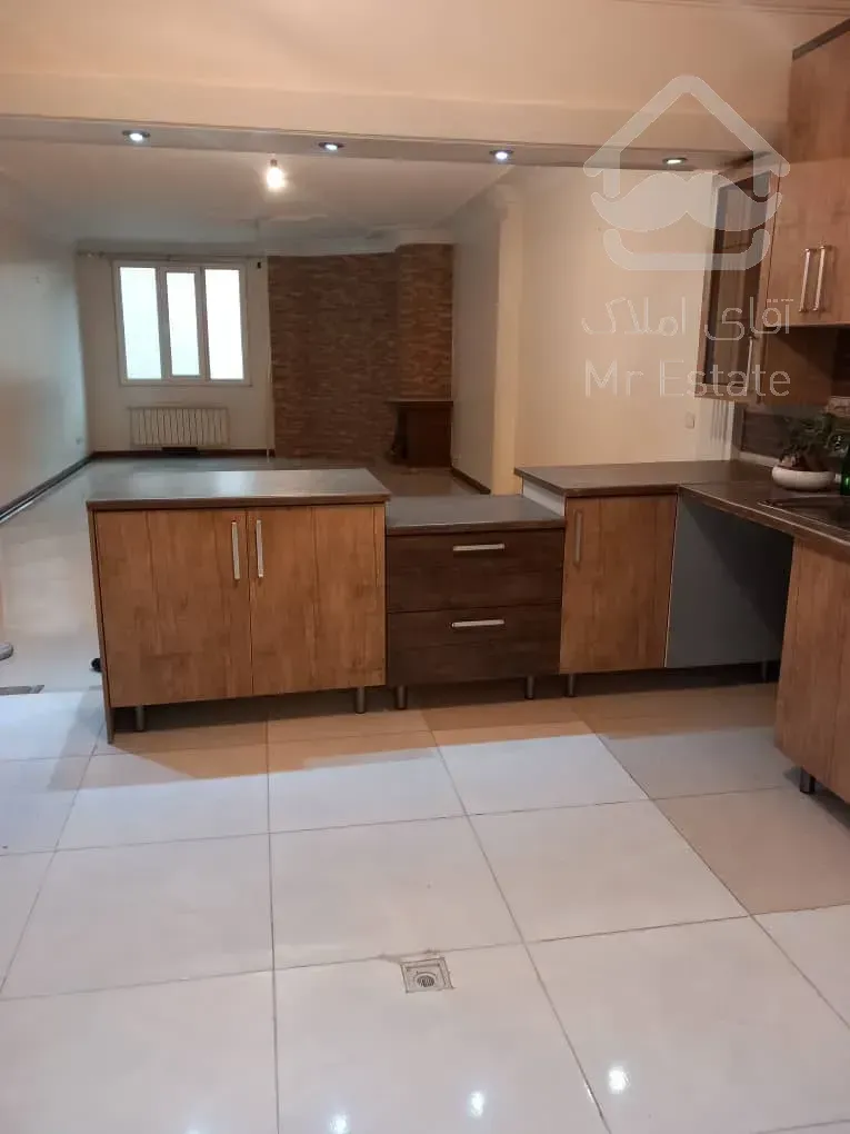 فروش 72 متری دولت