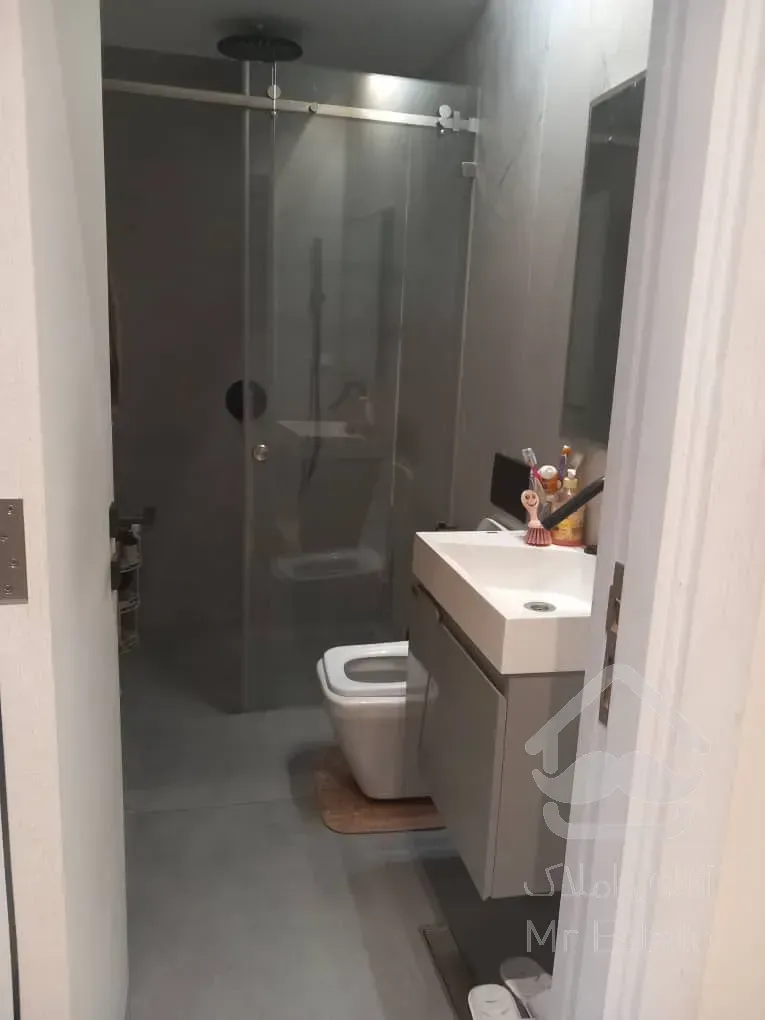 120 متری اجاره فرخی یزدی