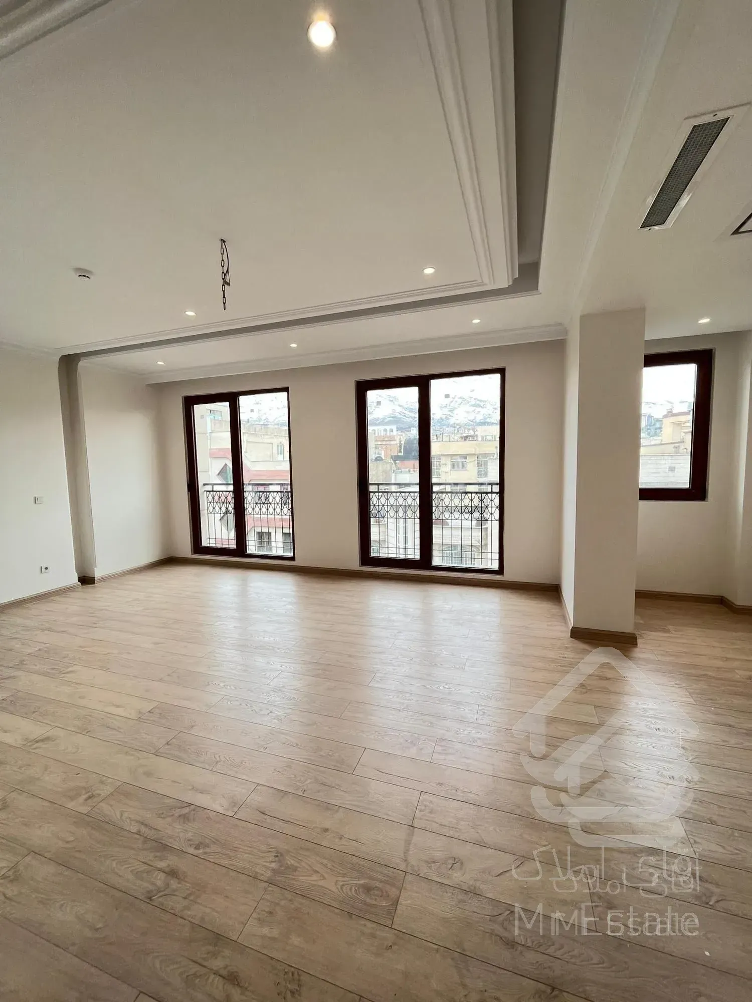 اجاره 110 متر دیباجی جنوبی فول امکانات