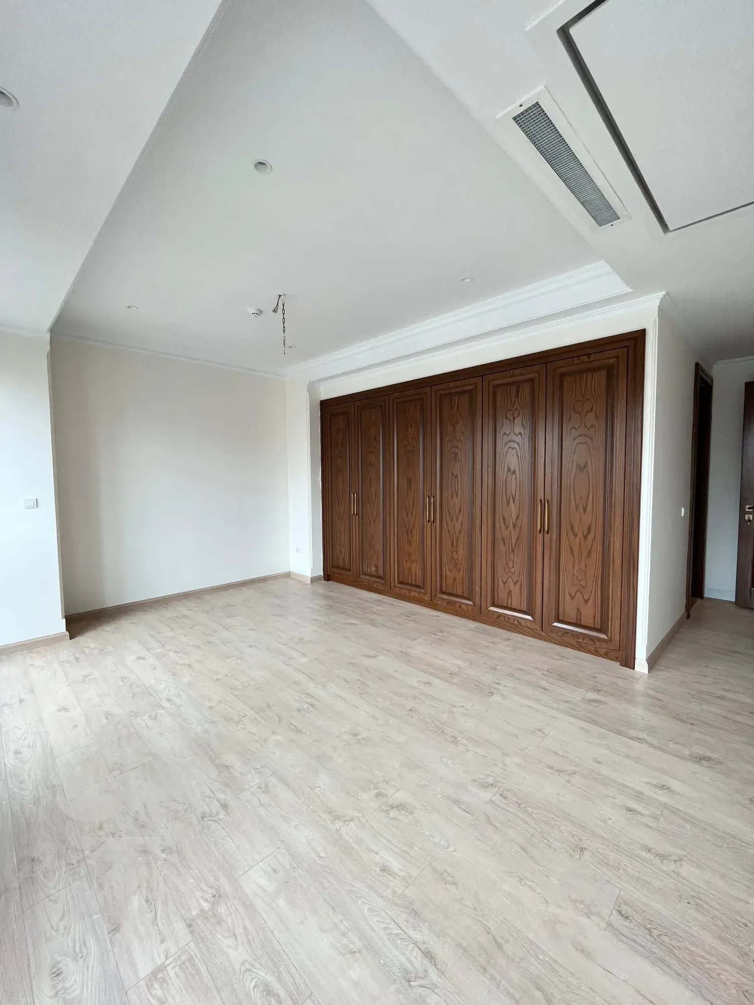 فروش 165 متری دیباجی