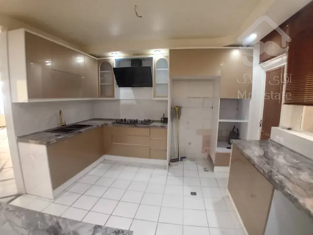 فروش 200 متر دروس