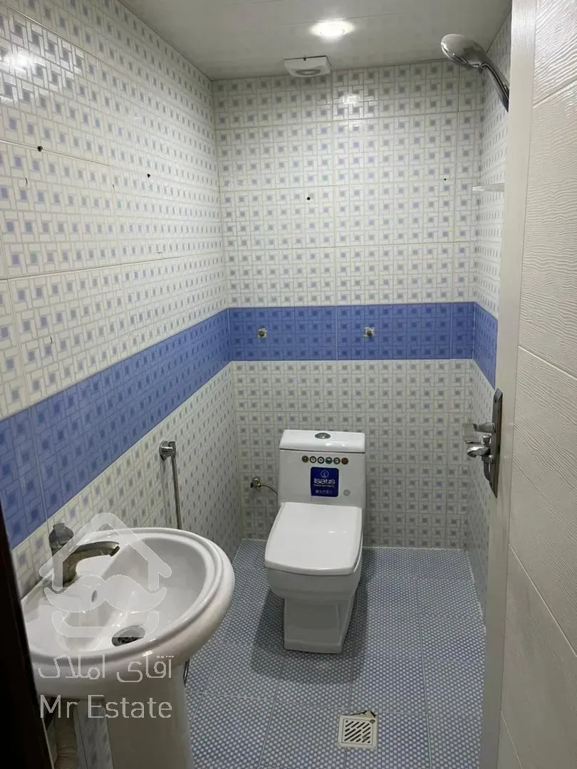 آپارتمان 136 متری سه خواب ( یک خواب مستر ) خیابان شریف بلوار فدک شهرک ولیعصر