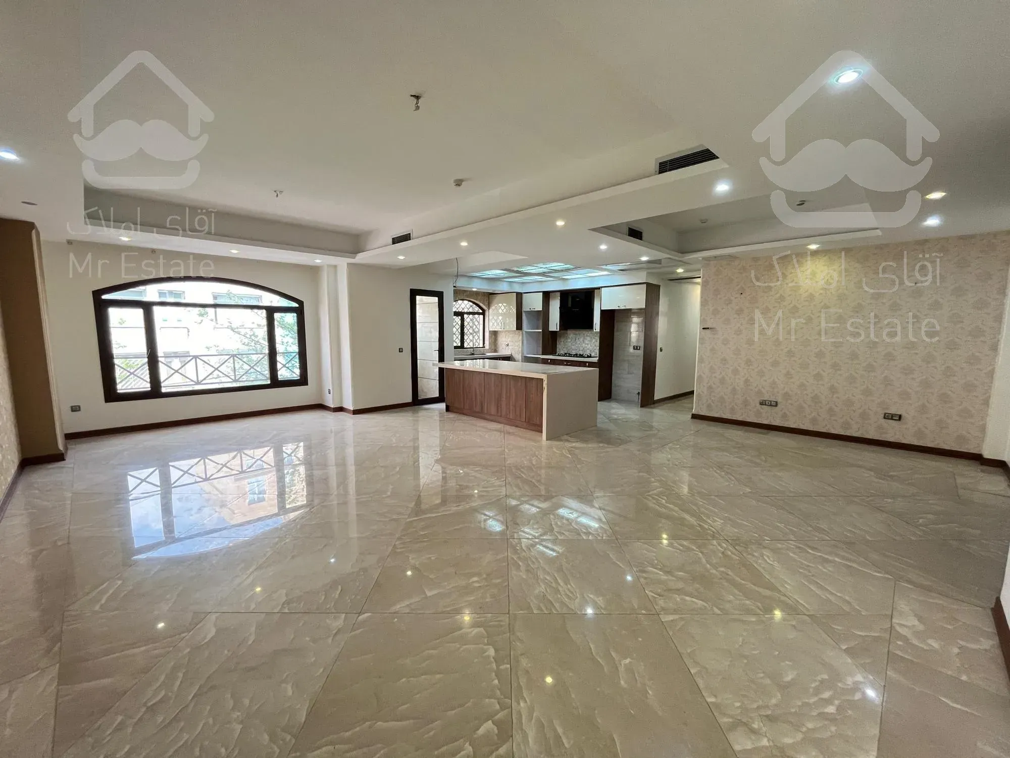 اجاره 200 متر لوکیشن خاص دیباجی