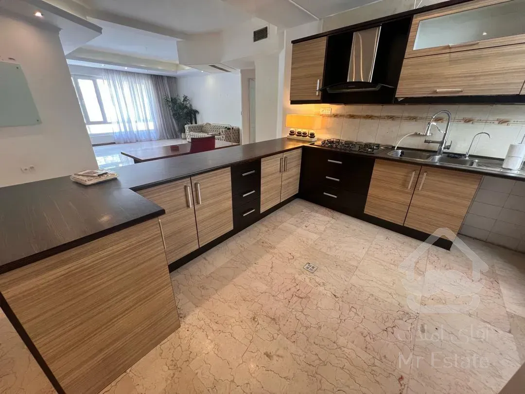 اجاره 93 متری دیباجی