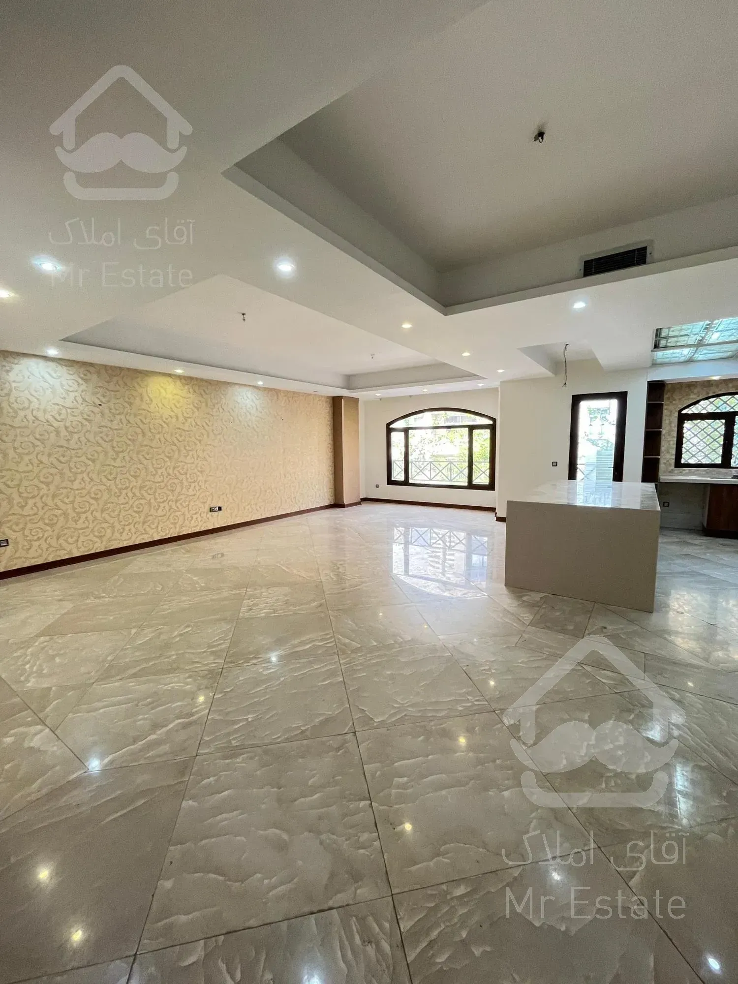 اجاره 200 متر لوکیشن خاص دیباجی