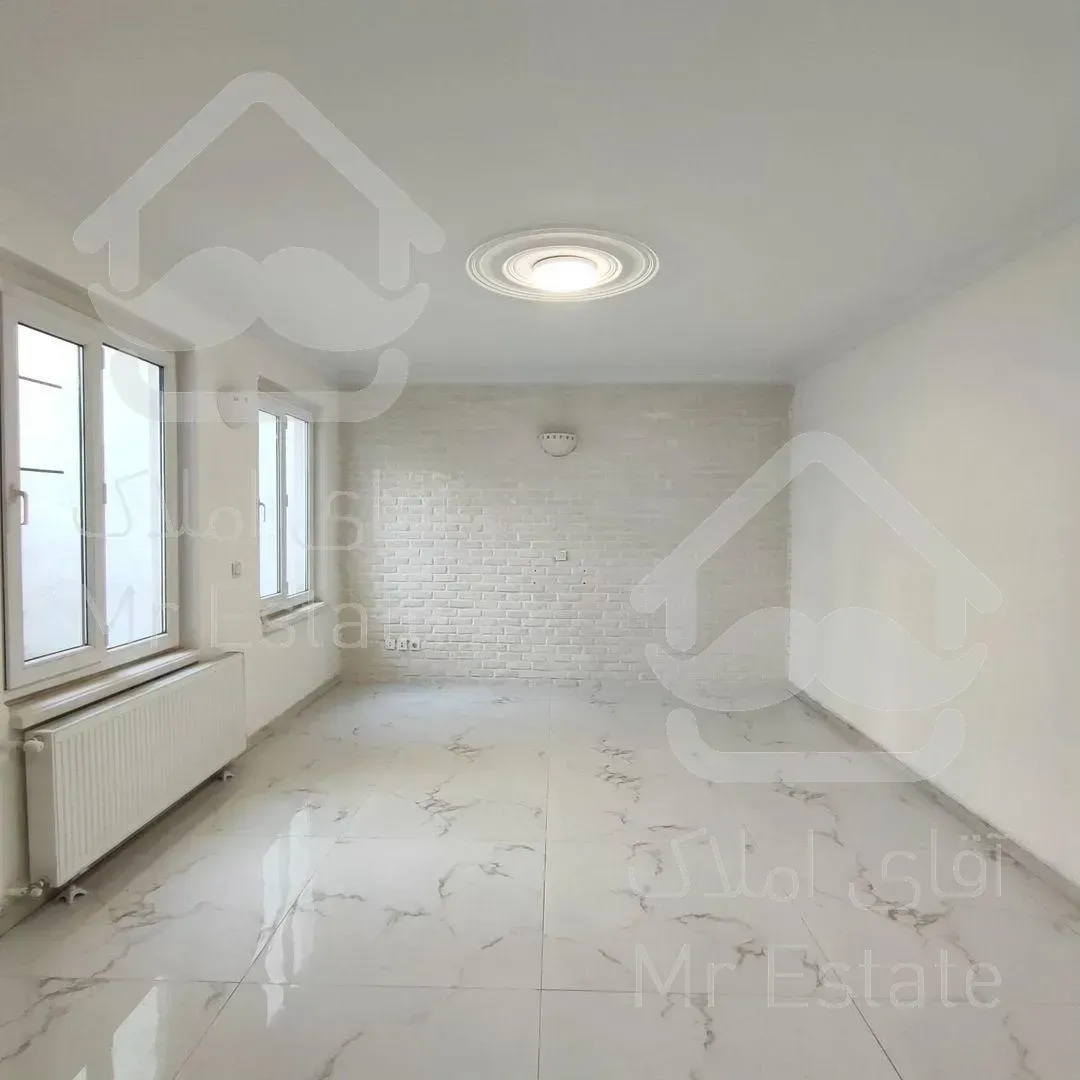 فقط برای سرمایه گذاری/۱۱ ساله در منطقه۲۲ حضور داریم