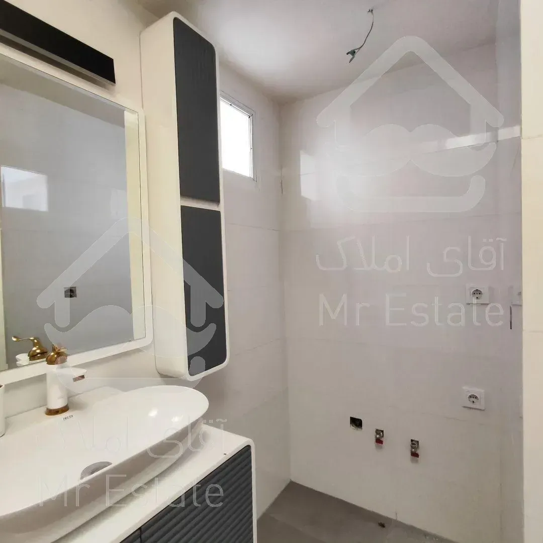 فقط برای سرمایه گذاری/۱۱ ساله در منطقه۲۲ حضور داریم