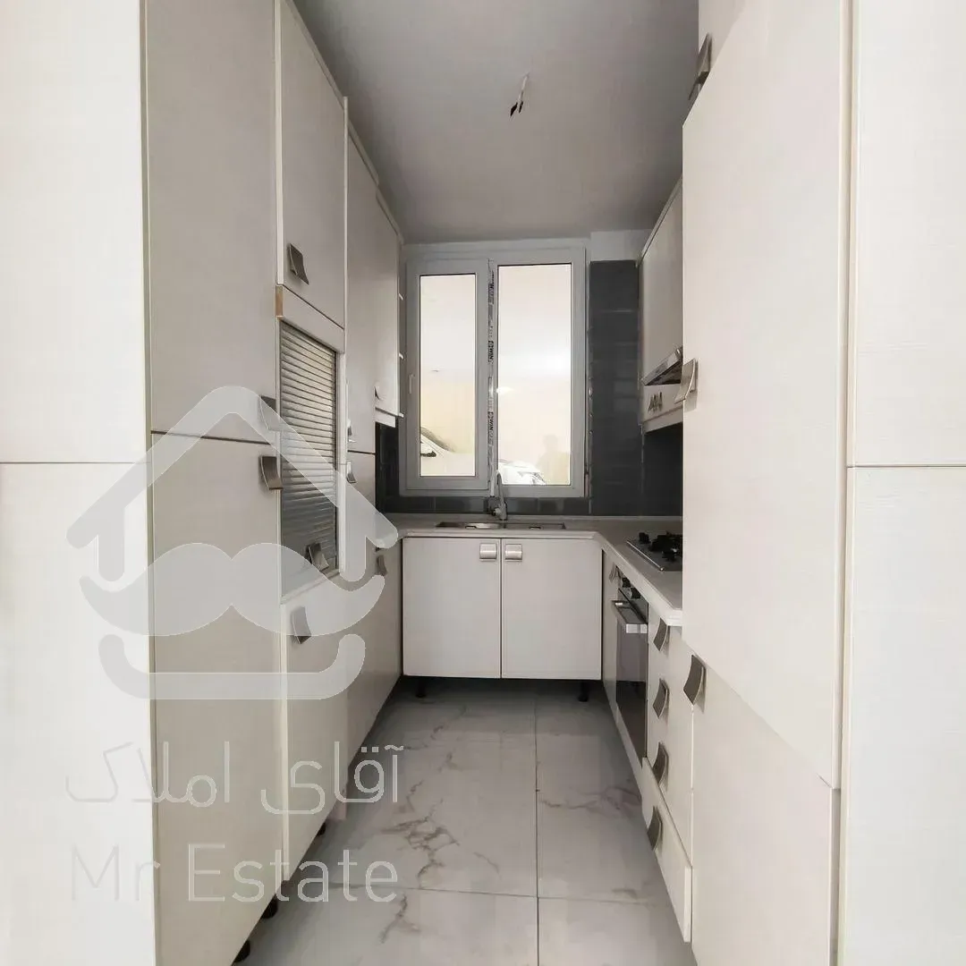 فقط برای سرمایه گذاری/۱۱ ساله در منطقه۲۲ حضور داریم