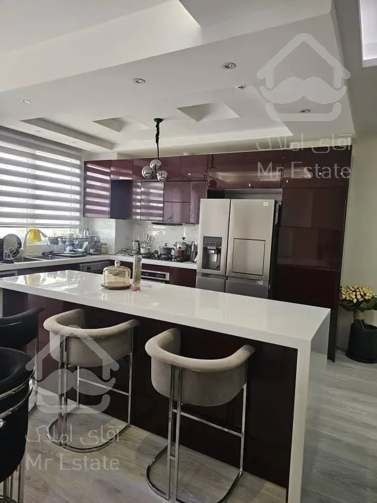 شهرک غرب 122متر نورگیر عالی