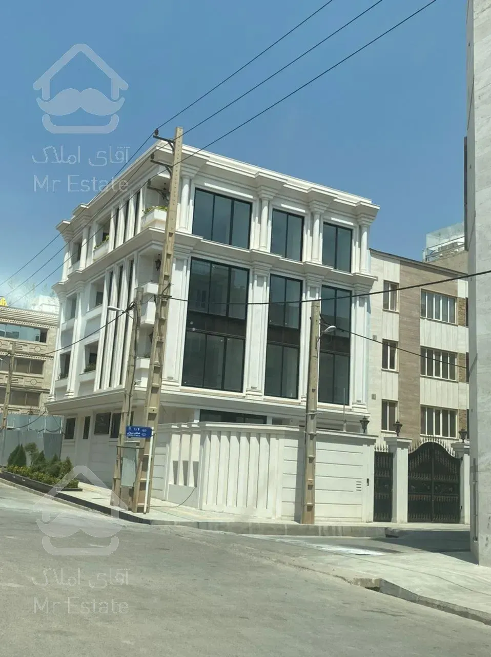 فروش منزل کلنگی ۶۴۰متری فرهنگشهر شیراز