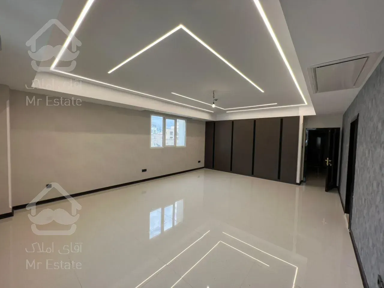 ۳۸۰متر مدرن نوساز هتلینگ ویو سطح شهر