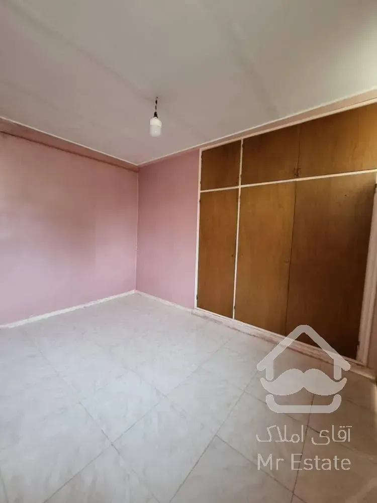 تجویع 2 ویلایی باهم درب حیاط  380 متر خیابان ظریف