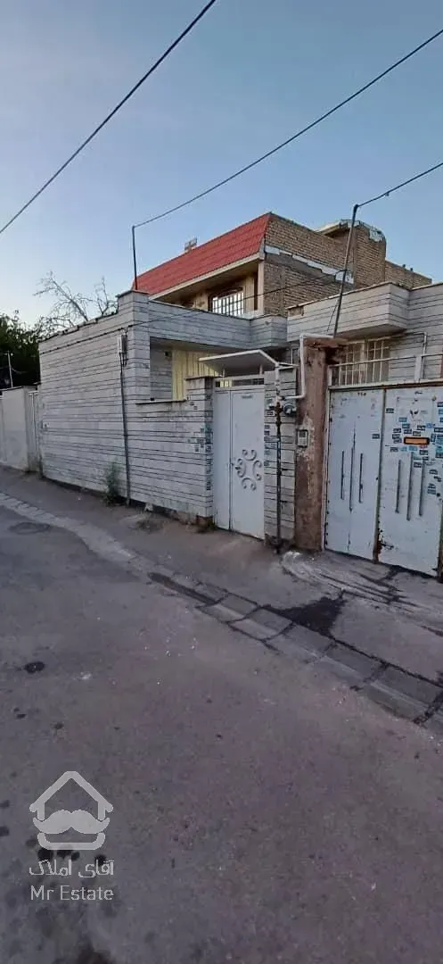 ویلایی 90 متر 2 خوابه درب حیاط  خیابان هرمزگان