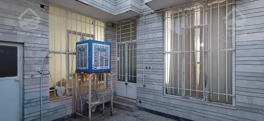 ویلایی 90 متر 2 خوابه درب حیاط  خیابان هرمزگان