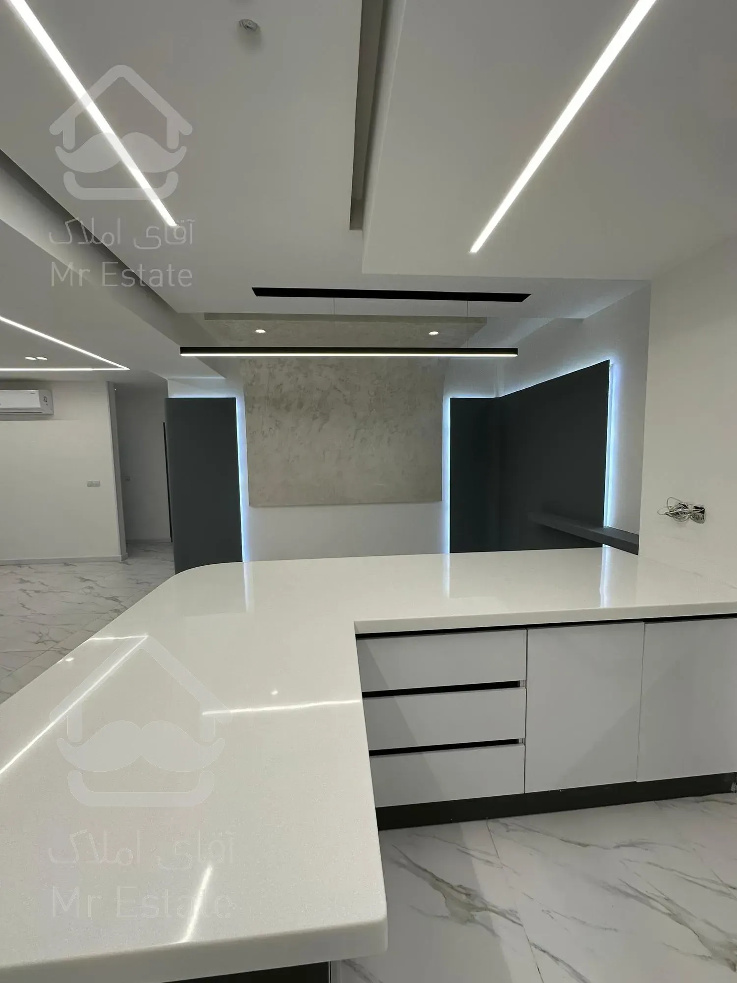 ۱۳۵ متری سه خواب کلیدنخورده باغ حوض