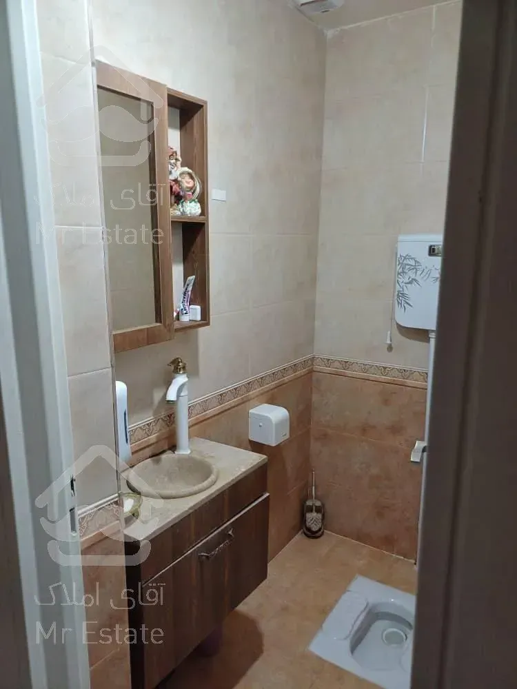 120 متری سعادت آباد