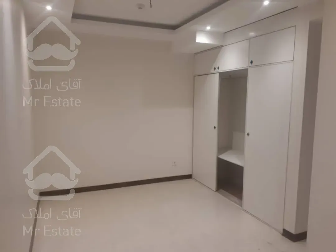 120 متری سعادت آباد