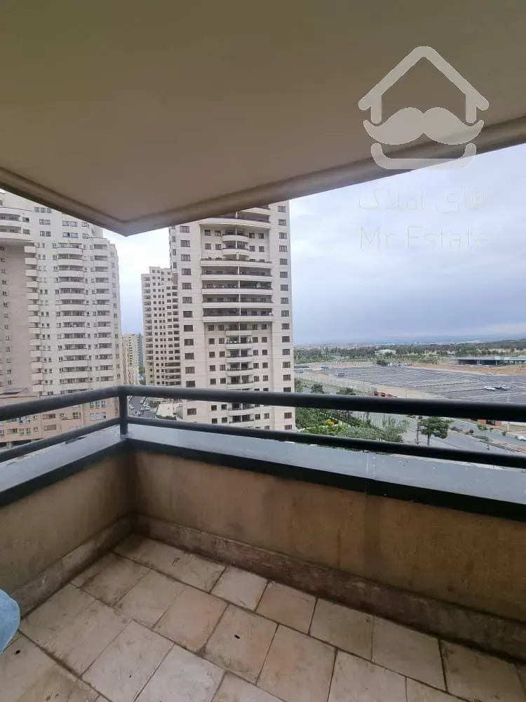 110 متری لوکس دوخواب برج امین دریاچه