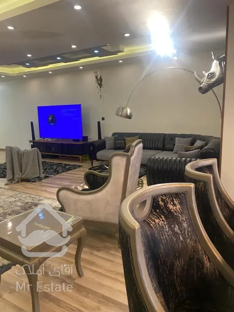 آپارتمان،۱۴۳متر،سه خوابه،گلشهر