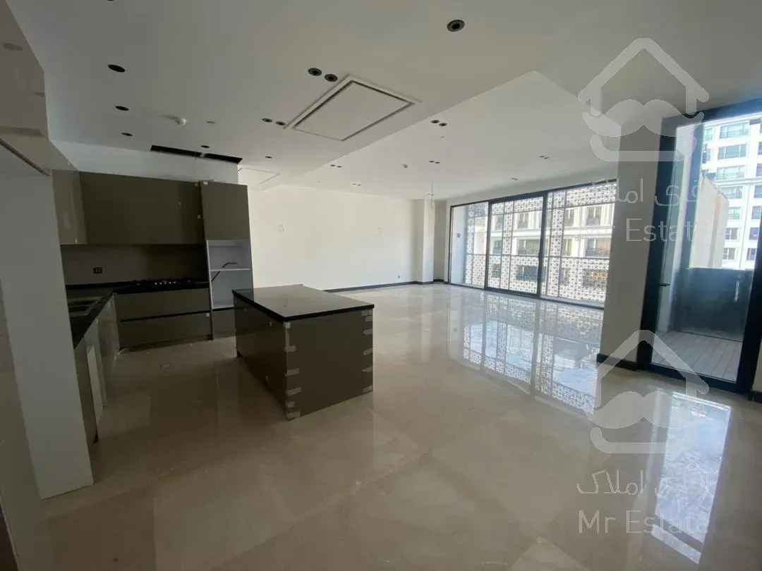 آپارتمان لوکس ۳ خواب کلید نخورده مشاعات آبی