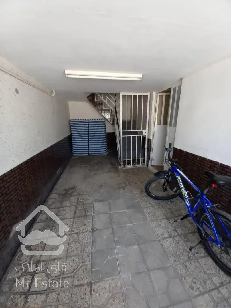 ویلایی 2 طبقه هر طبه 115 متری و 2 خوابه لوس شهرک ولیعصر