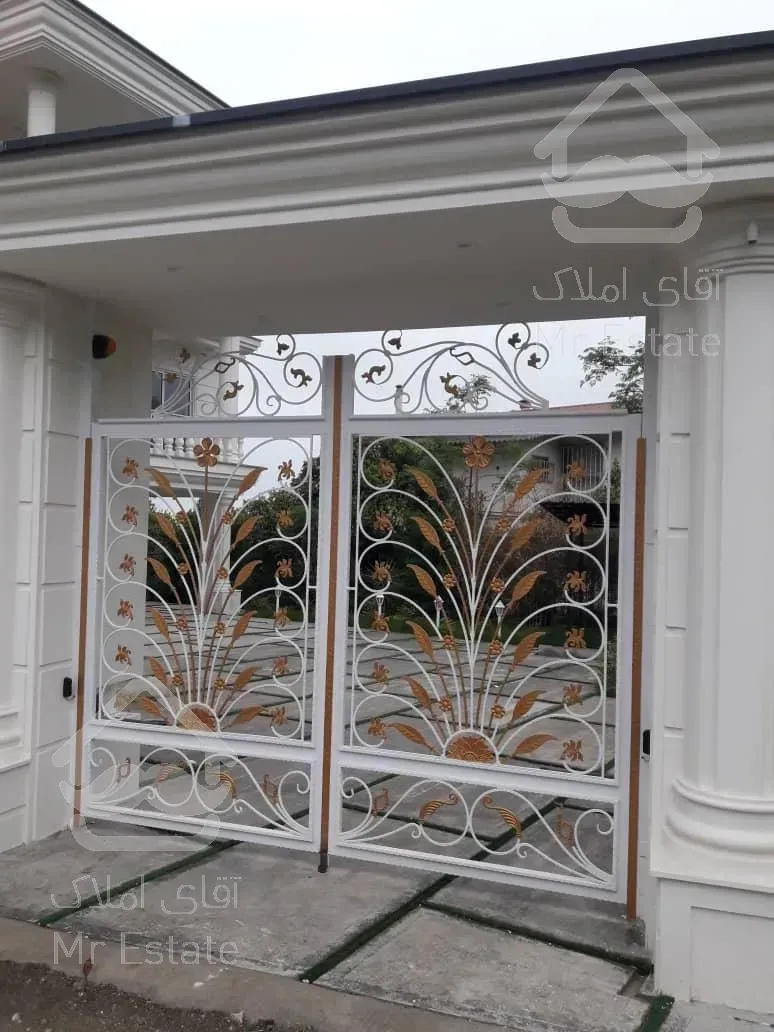 فروش ویلای تریبلکس استخردار