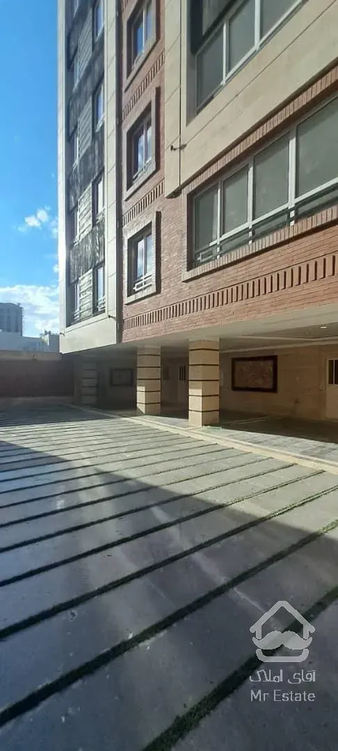 نوساز / روف گاردن