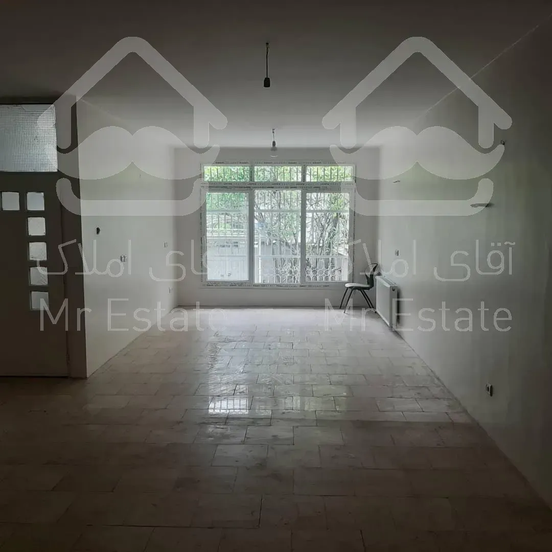 ظفر ویلای دو طبقه 240متری