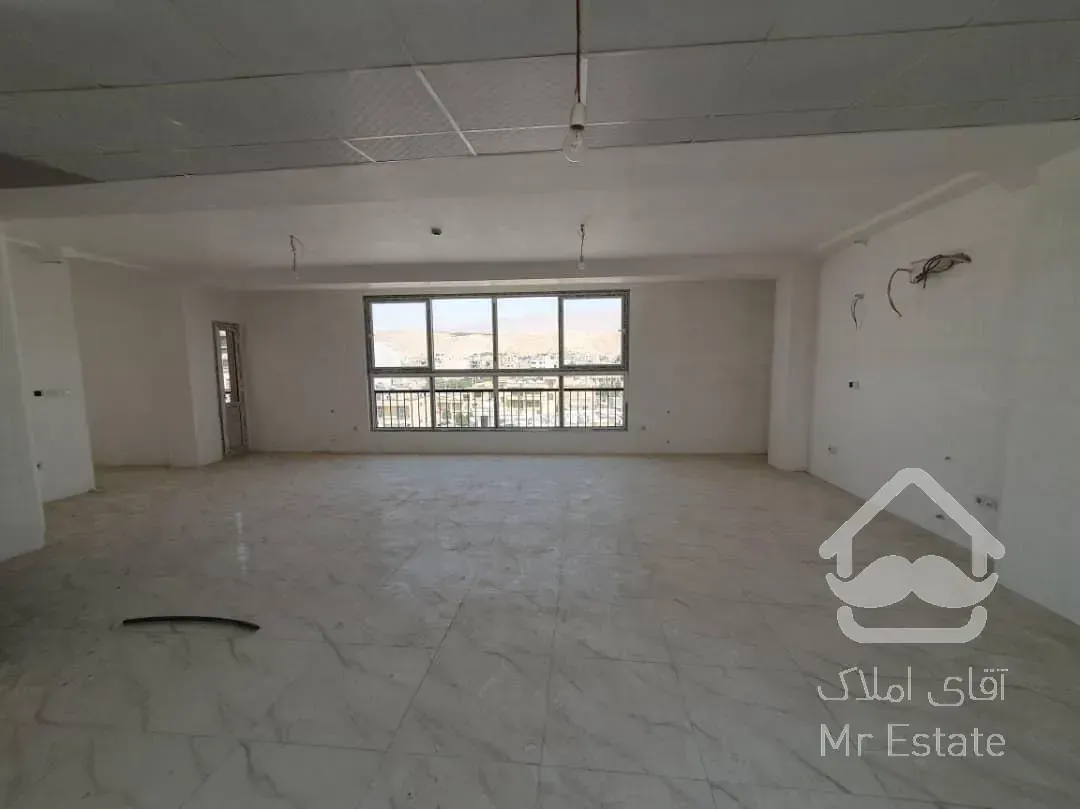 آپارتمان ۱۷۳،کلید نخورده،تک واحدی،پنجره قدی،ویو ابدی