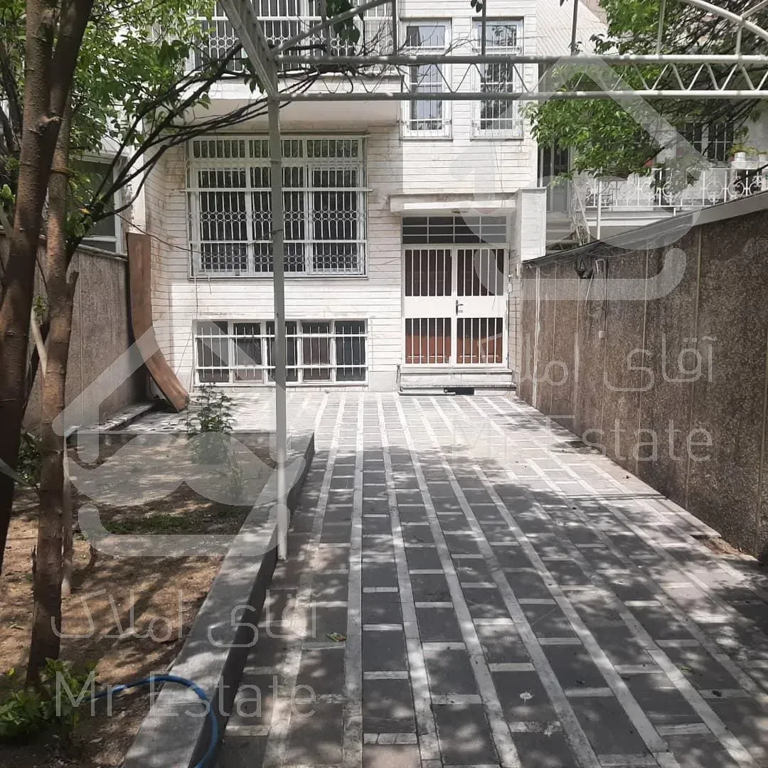 ظفر ویلای دو طبقه 240متری