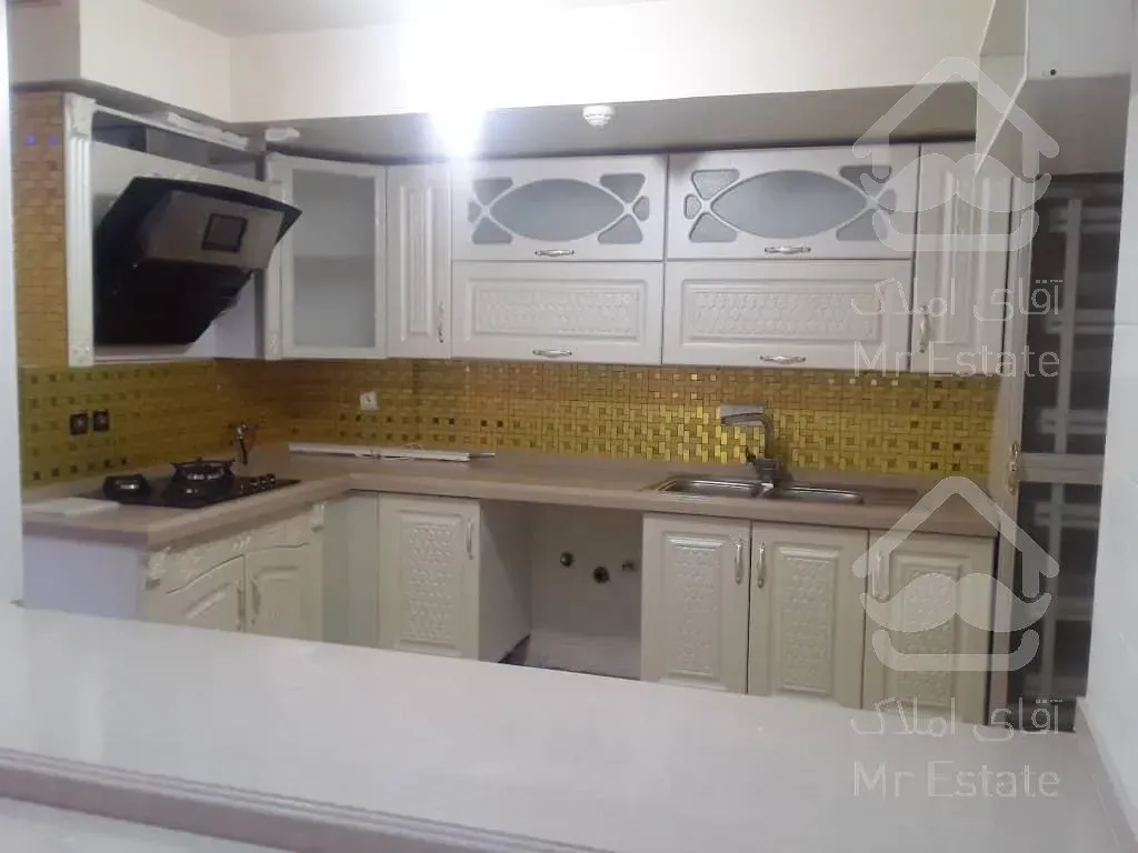 ۱۳۳ متر آپارتمان سه خوابه دریاچه برجهای همت یاس