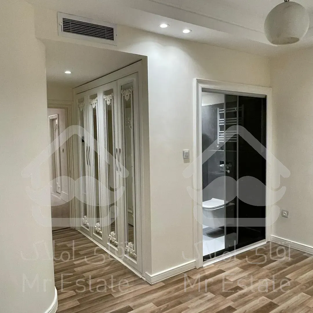 205 متری کوی فراز