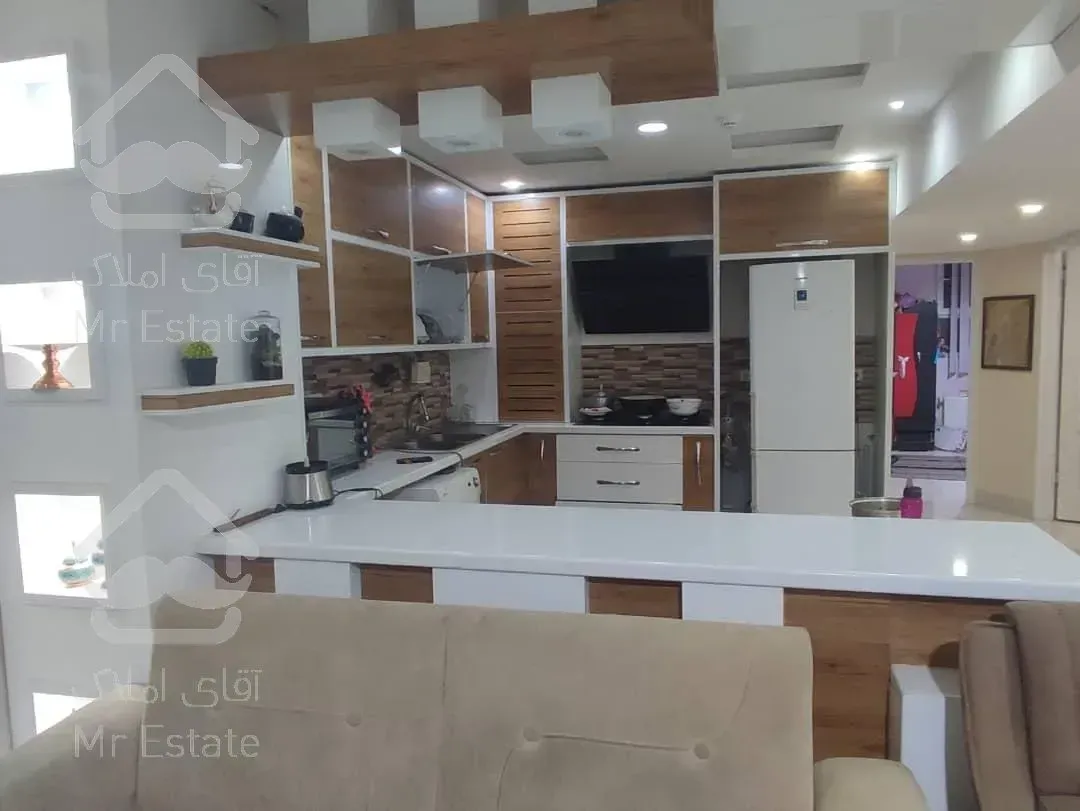 آپارتمان 133 متری کم واحد تاپ لوکیشن شهرک ولیعصر