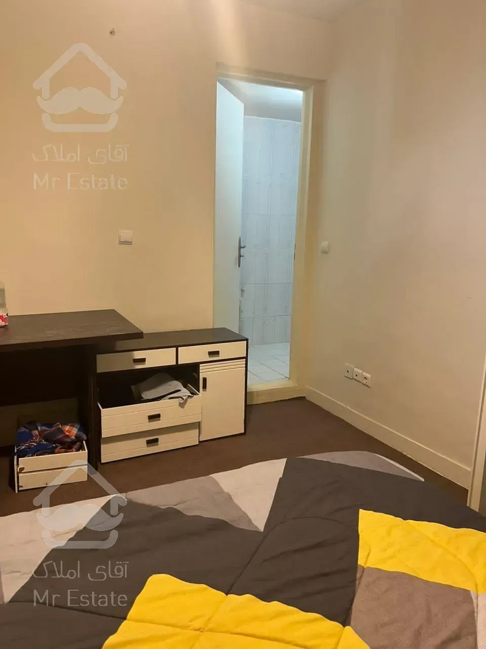 65 متری سعادت آباد