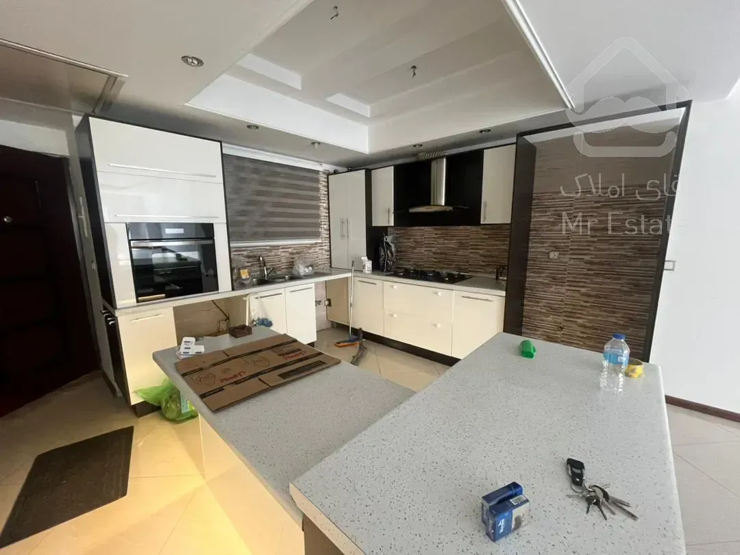 فروش 110 متری اختیاریه