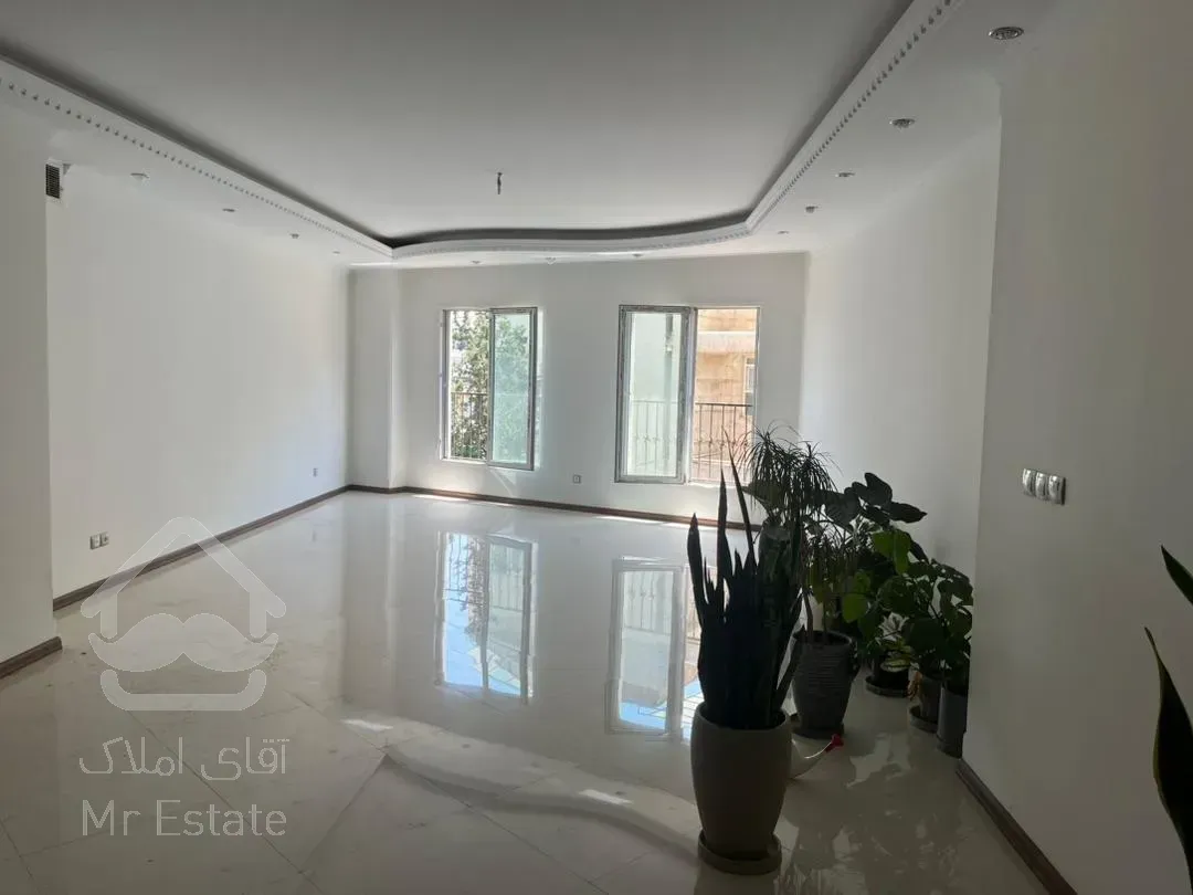 فروش 110 متری اختیاریه