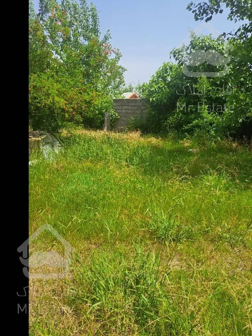 فروش ویلاباغ ۷۰۰ متری با بنای سنتی